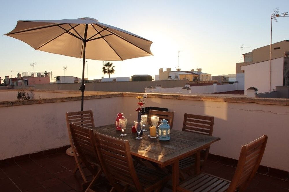 Balcony & Terrace