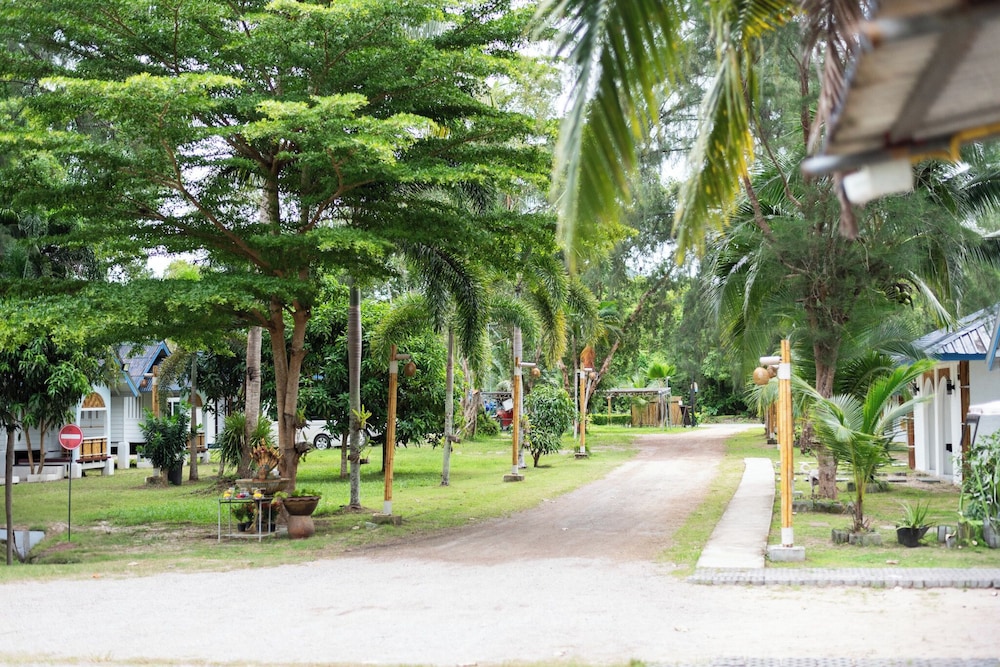 PAN Beachfront Resort Krabi