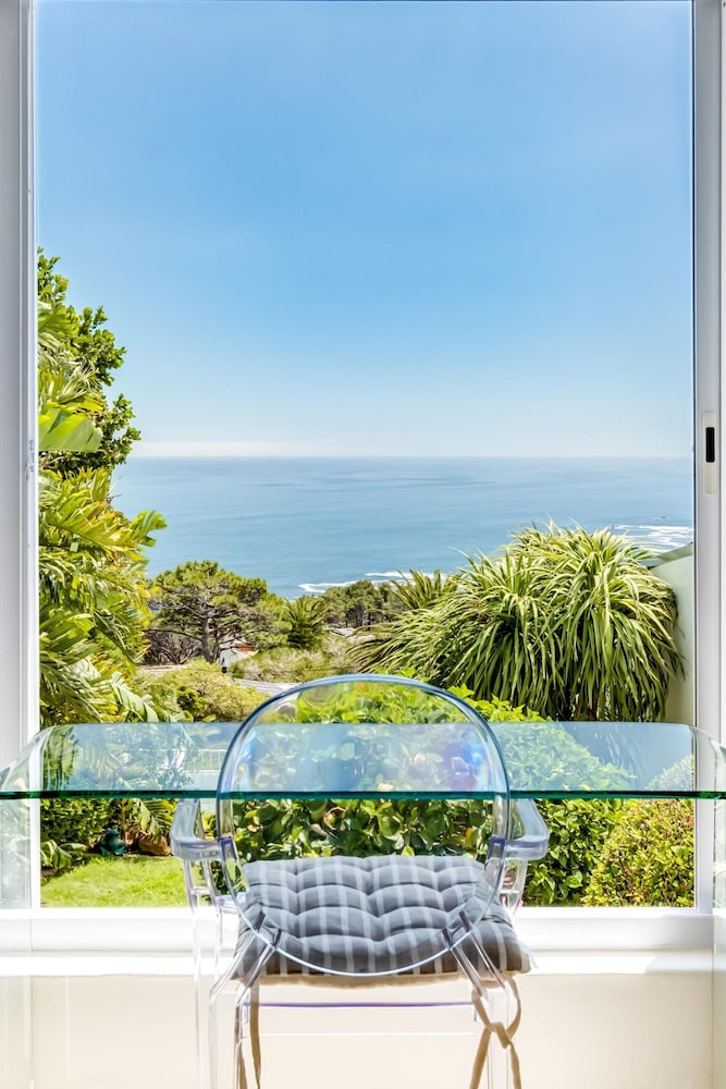 3bed With Indoor Pool and Sea Views The Sanctuary