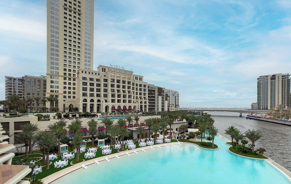 Cozy 1BR at Vida Residences Creek Beach