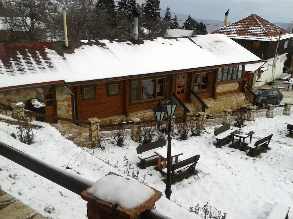 Photo 12