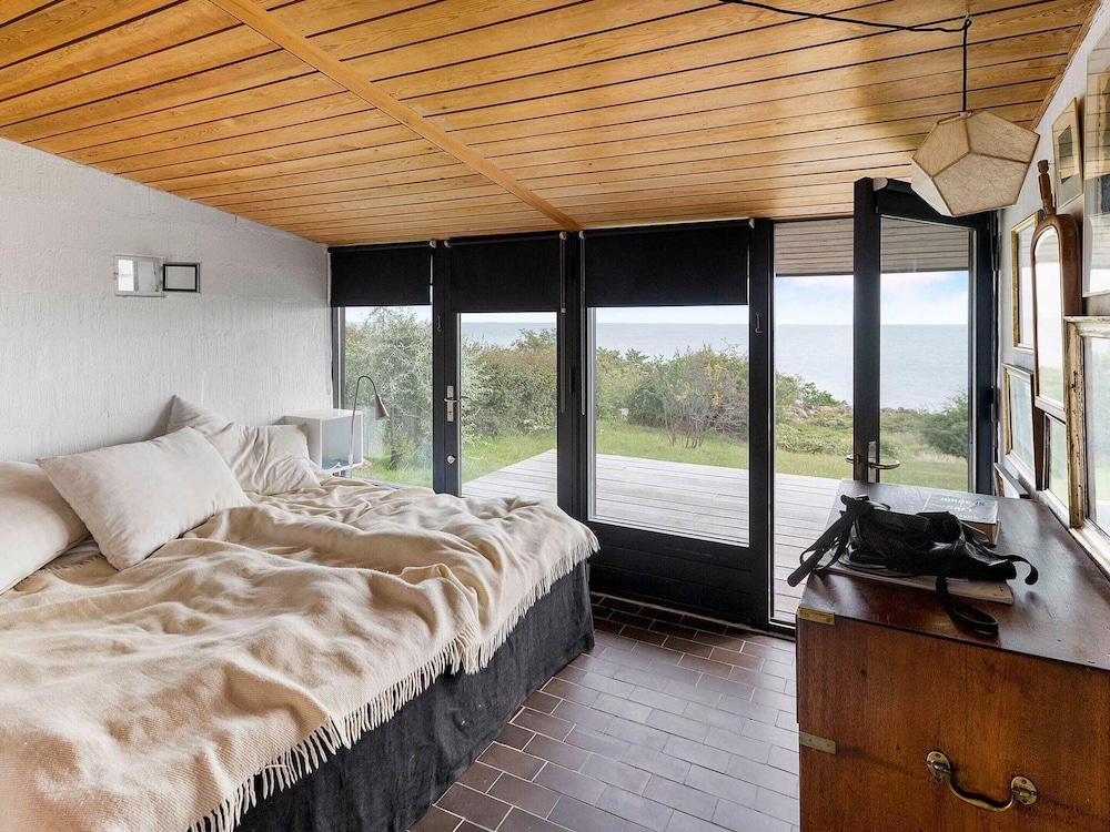 5 Star Holiday Home in Gudhjem