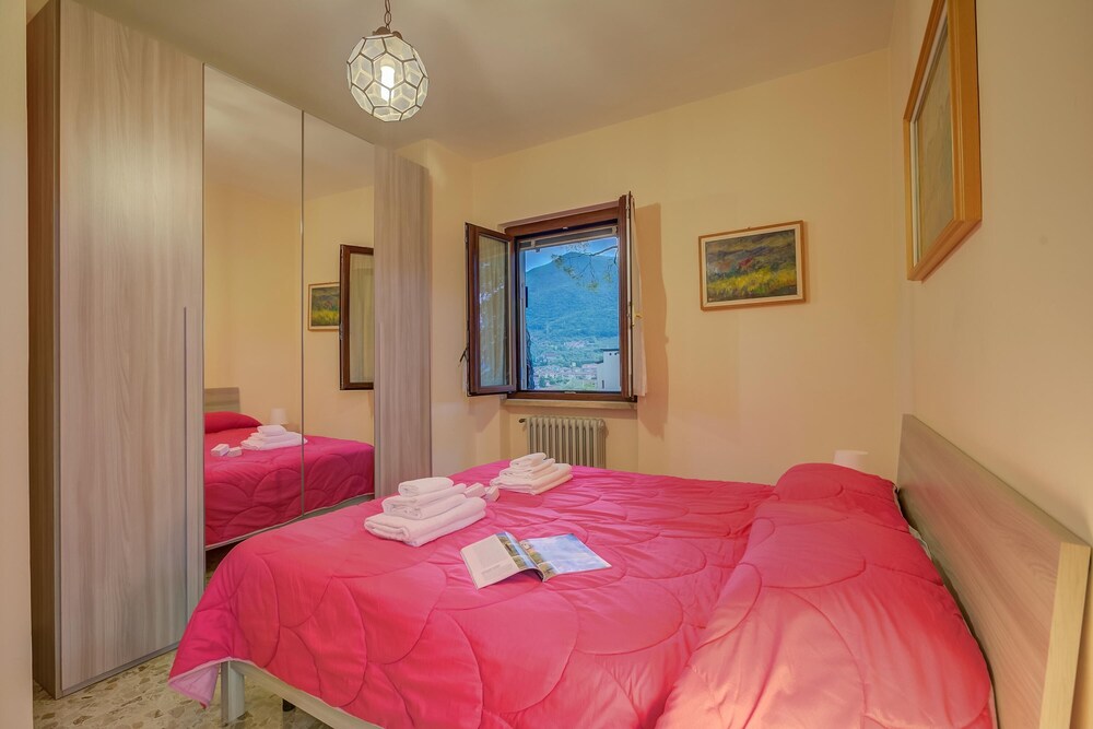 Villa Alberti 900m From Garda Lake photo 5