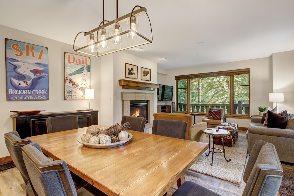 Premium 2 Bedroom Condo in Arrowhead Village! 2 Condo