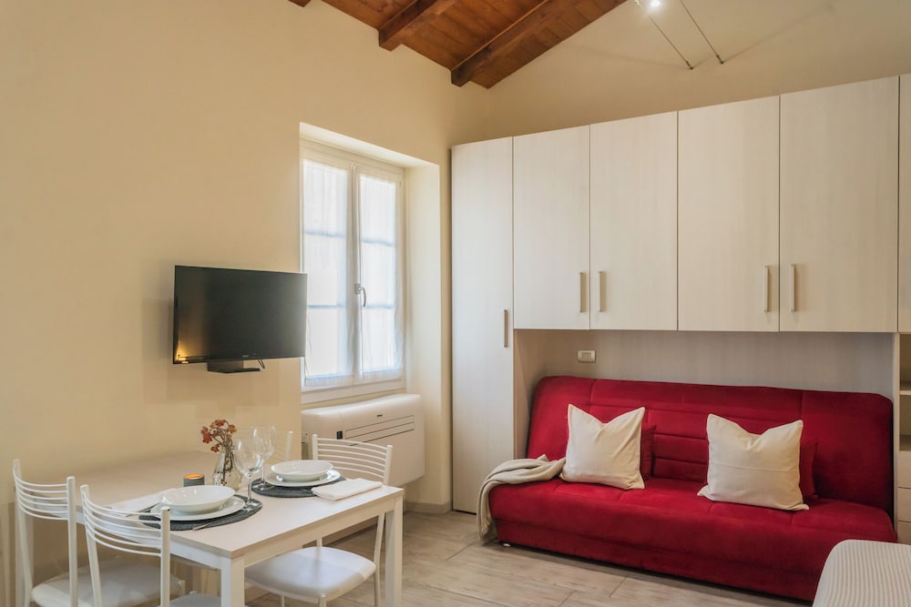 Domus in Como by Rent all Como
