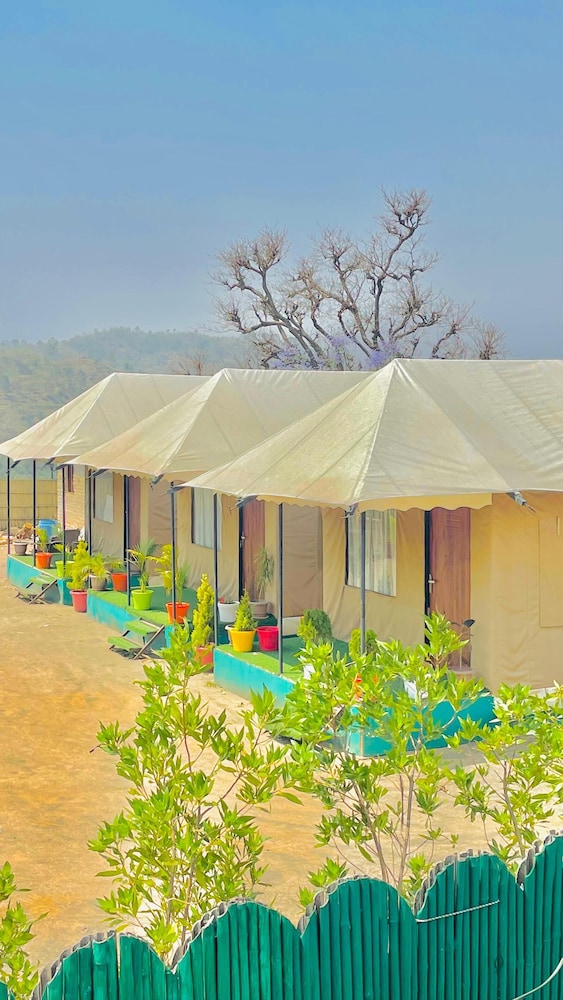 Bambooz Bel cottage and camps Kasauli