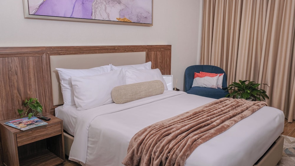City Getaway in the Heart of Entertainment City