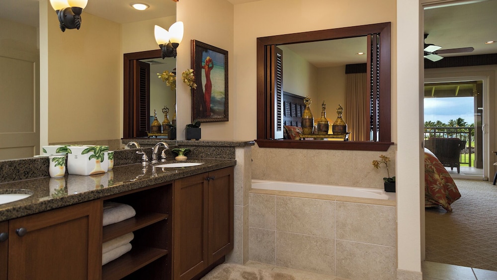 Spectacular Ocean Views Gold Member Golf Discounts Private Lanai! - Vrkcv