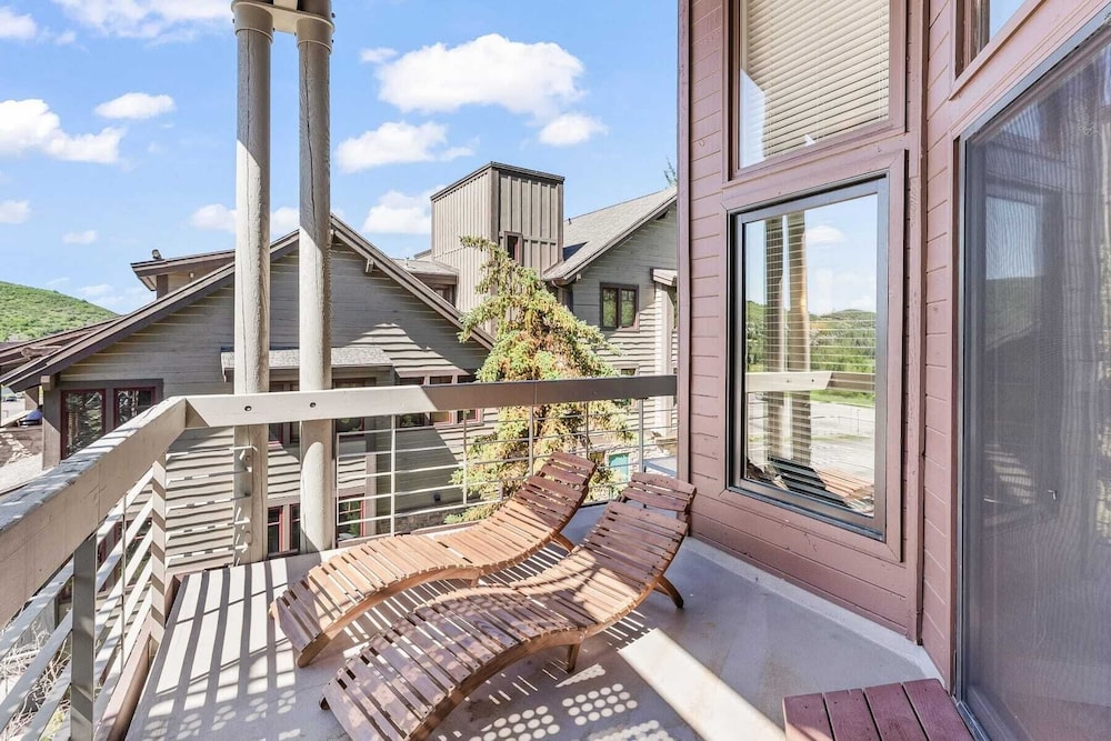 Walk to Slopes Hot Tub + Balcony + Views Mins to Main Street Deer Valley Haven by Avantstay