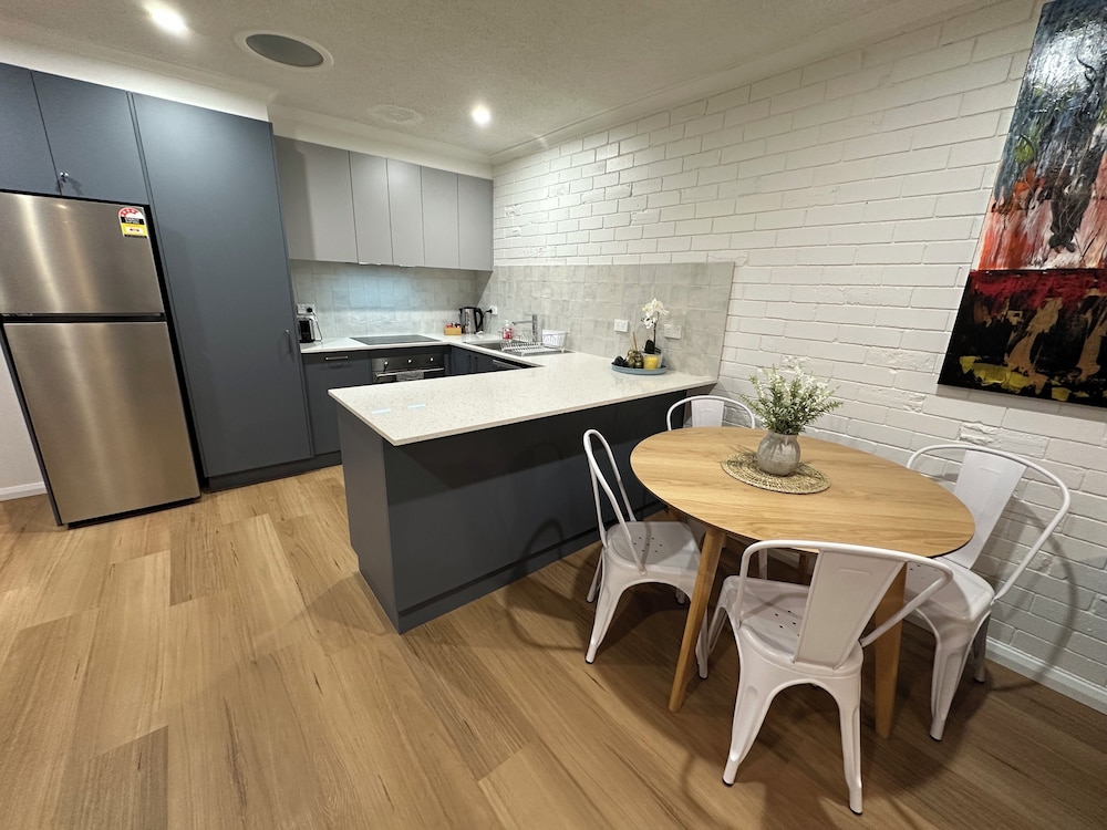 Central Cullen Apartments