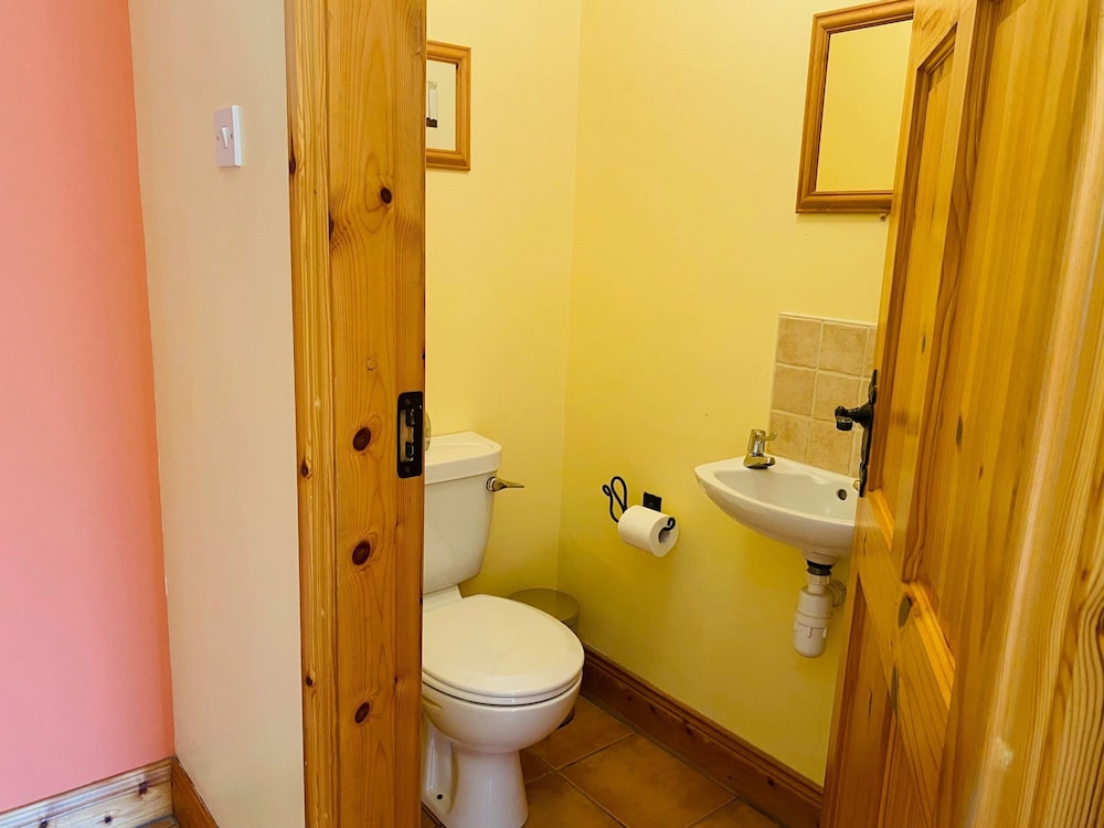 Convenient Spacious 3 Bedroom Home in Kenmare Town