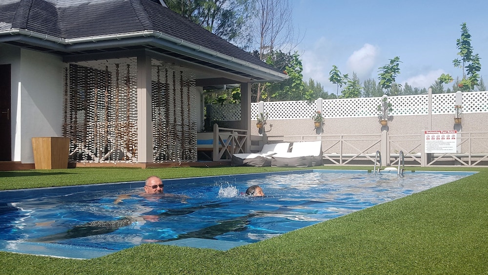 Les 4 Etoiles Holiday Villas