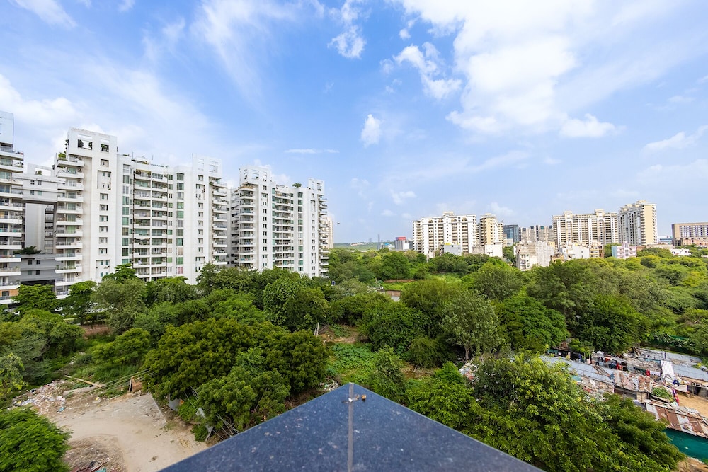 FabHotel Exotica Avenue Apartments