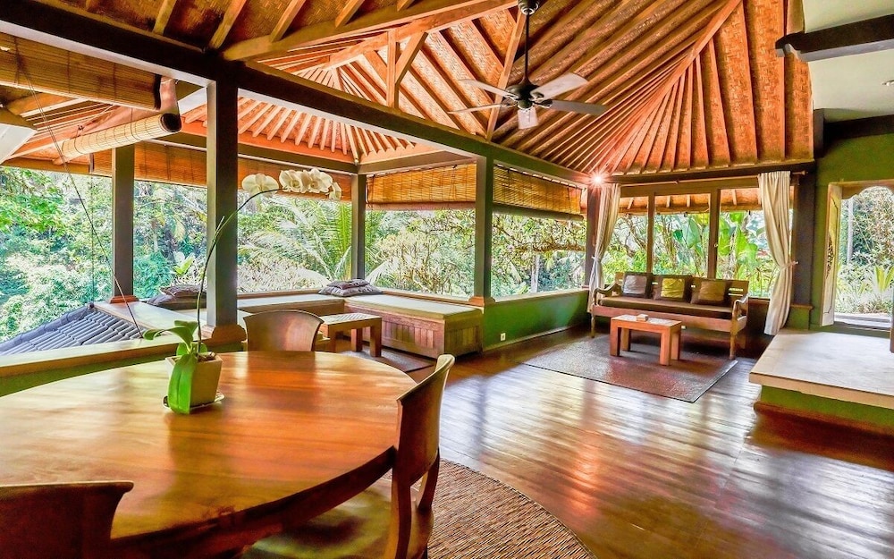 Villa Beji Indah