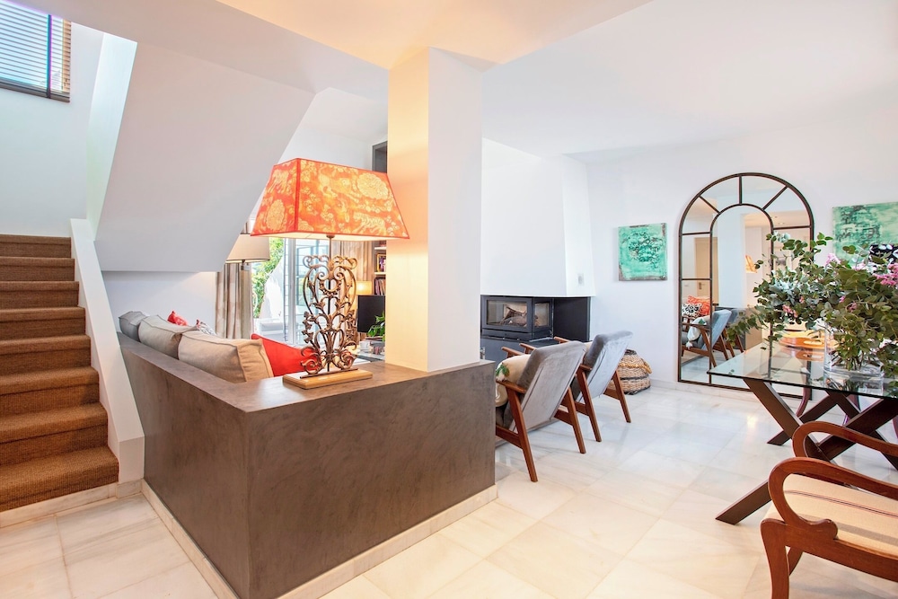 Elegant Duplex House - Aloha Golf