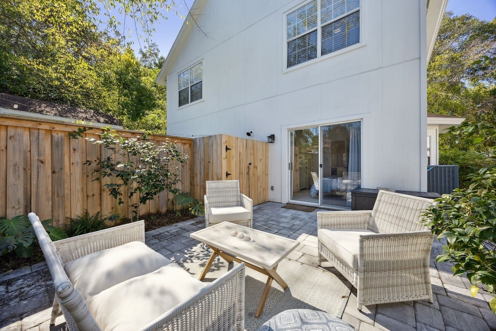 322 S. 5th Street Unit A 3 Bedroom Townhouse