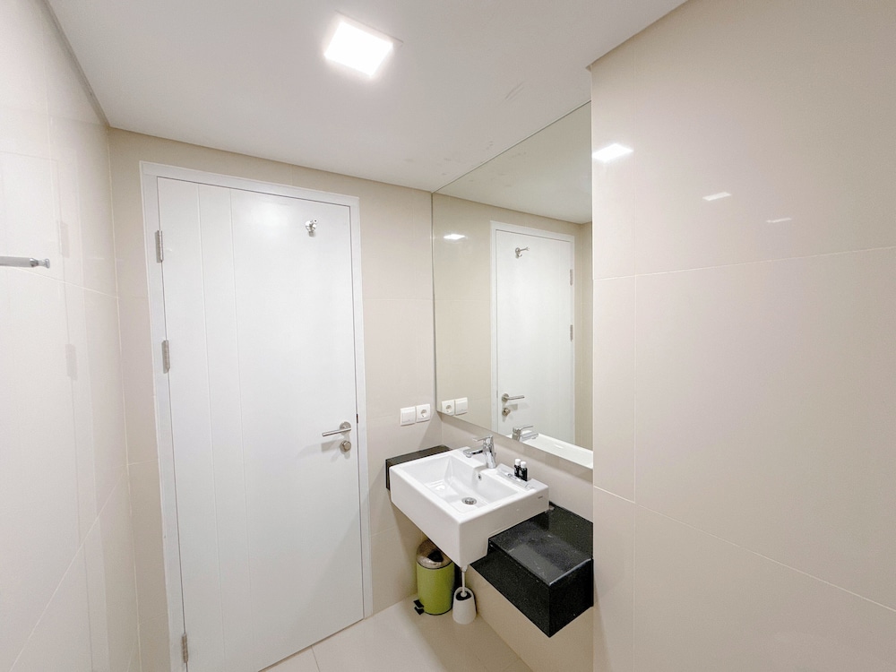 Spacious and Modern Studio SOHO Apartment at VieLoft SOHO and SKY Residence
