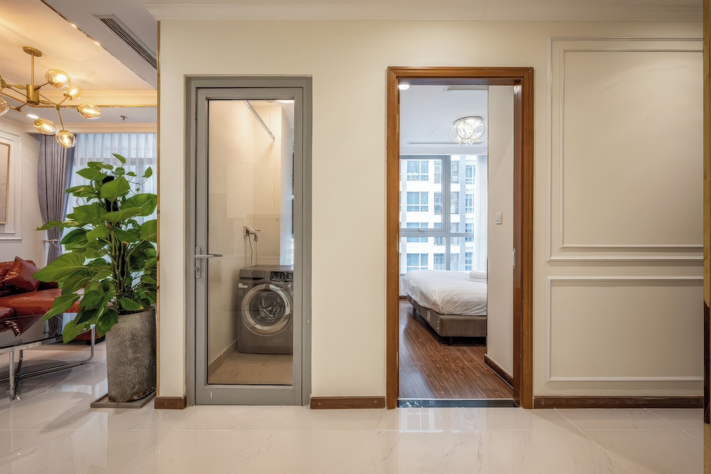 Urban Zen Saigon - Vinhomes Landmark 81