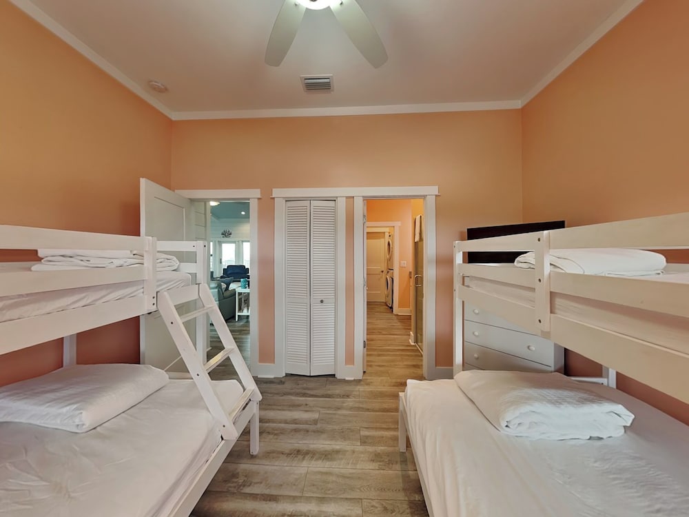 Barefeet Retreat by Southern Vacation Rentals