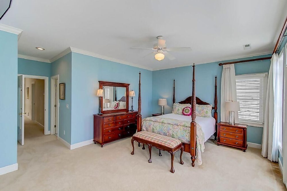 32 Ocean Point view 5
