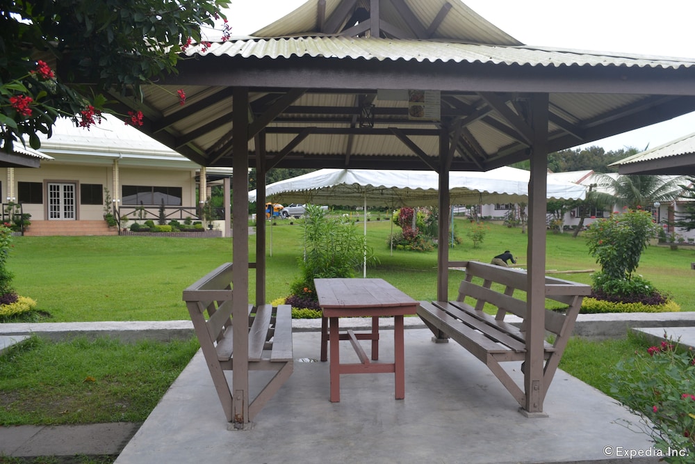Dolores Farm Resort