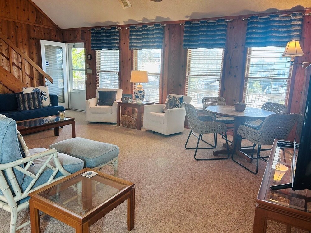 Dry Dock - 4 Br Home