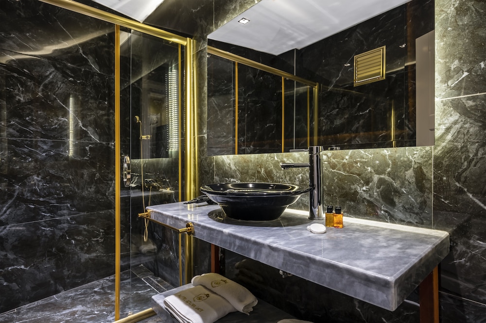 Goldengate Otel - Image 31