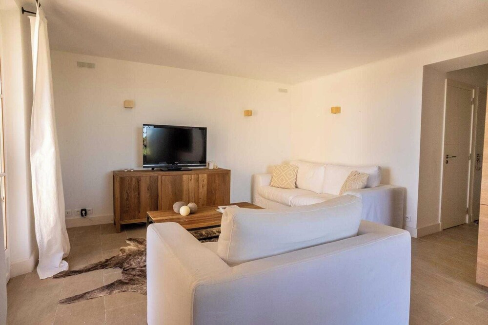 Charming A/C House 2br/4p - Saint-tropez