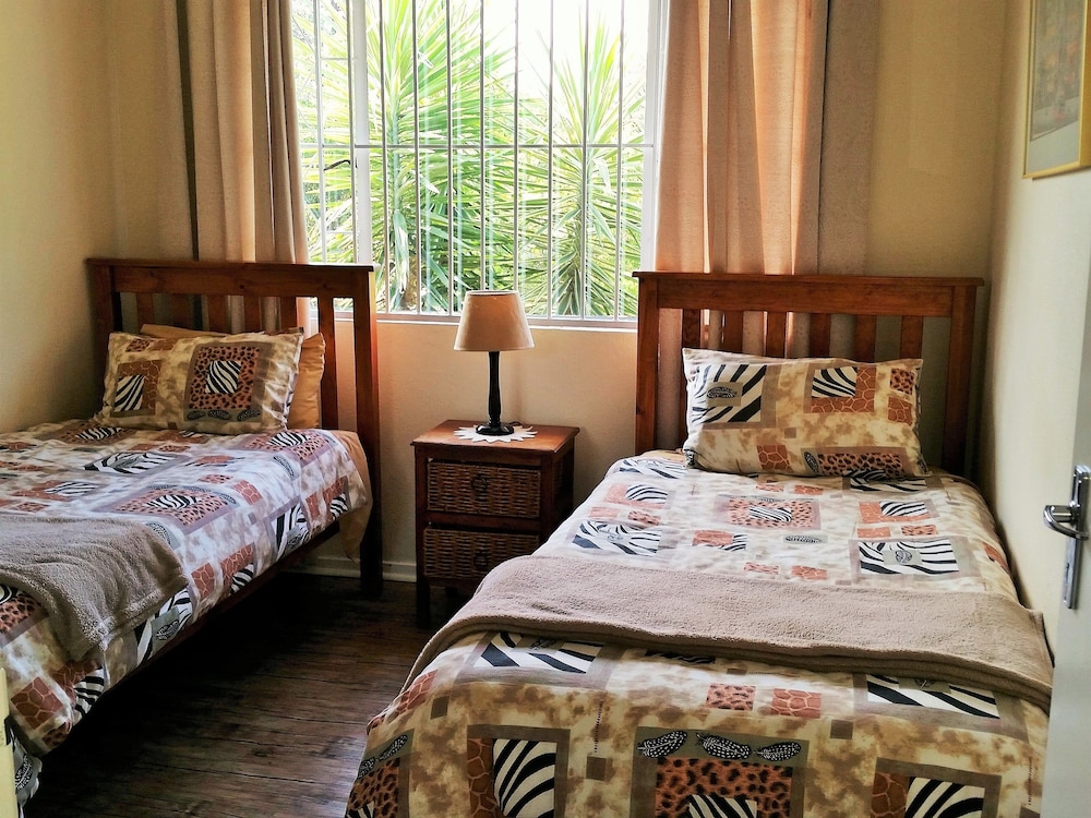 Pine Tree Lodge