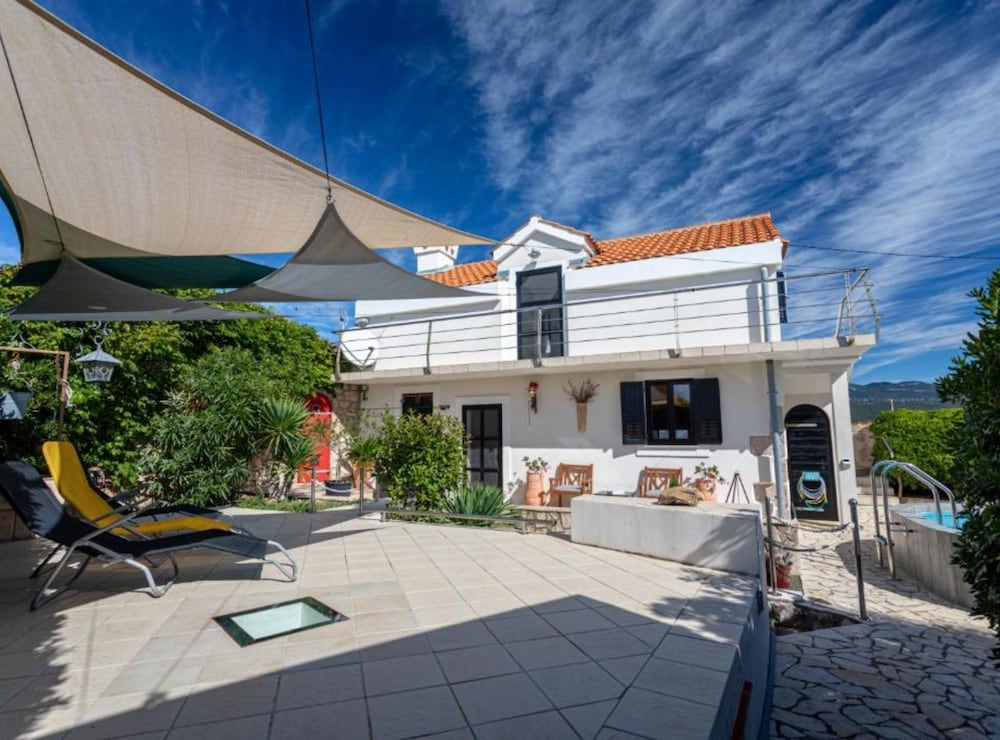 Rustic Villa Rudine