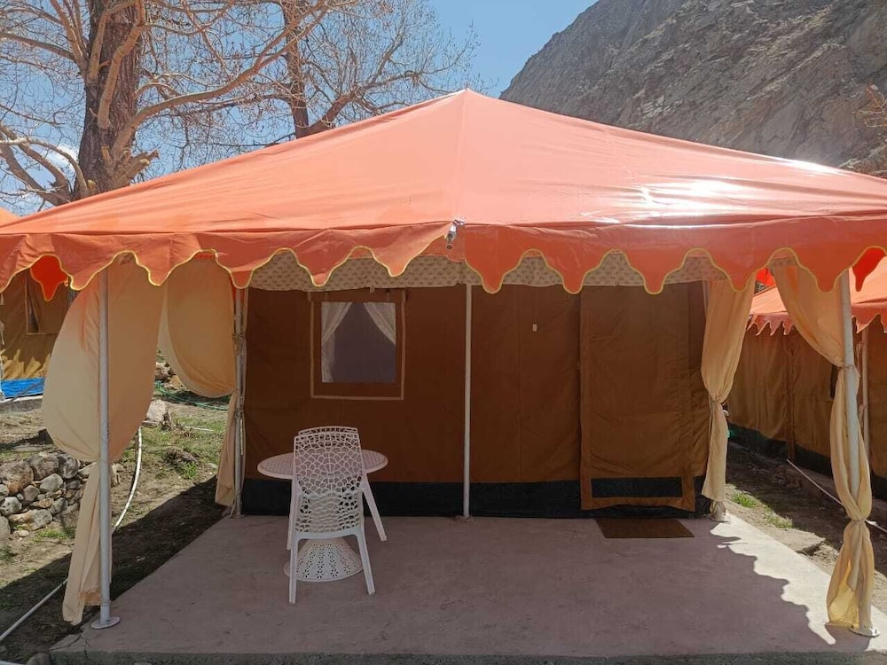 Trekogram Camp