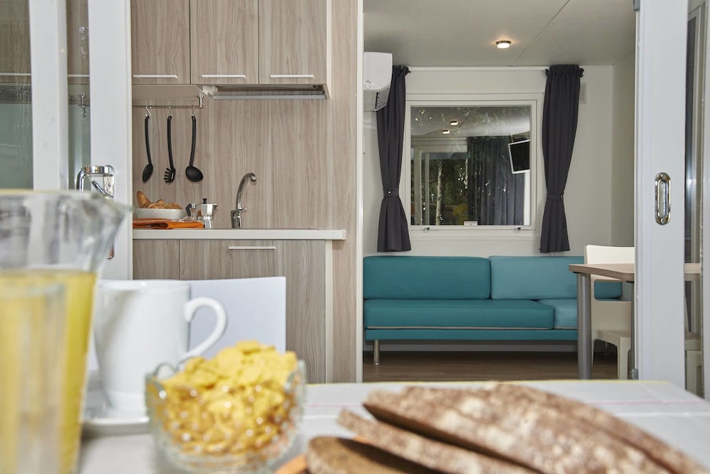 Baia Domizia Camping Village