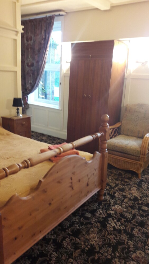 Tudor House, photo 39