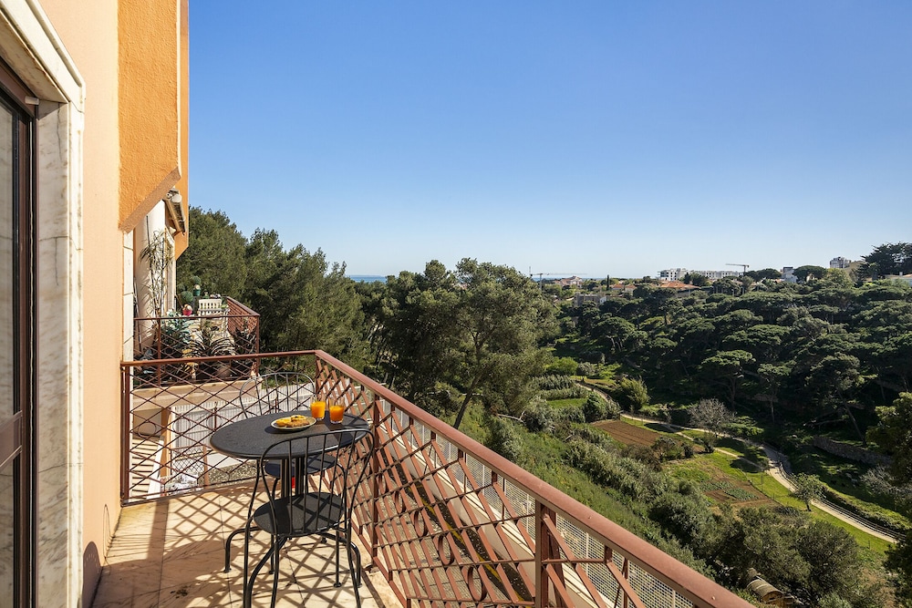 Perfect Family Hideout Residence W/Ac & 4Br + 5Ba