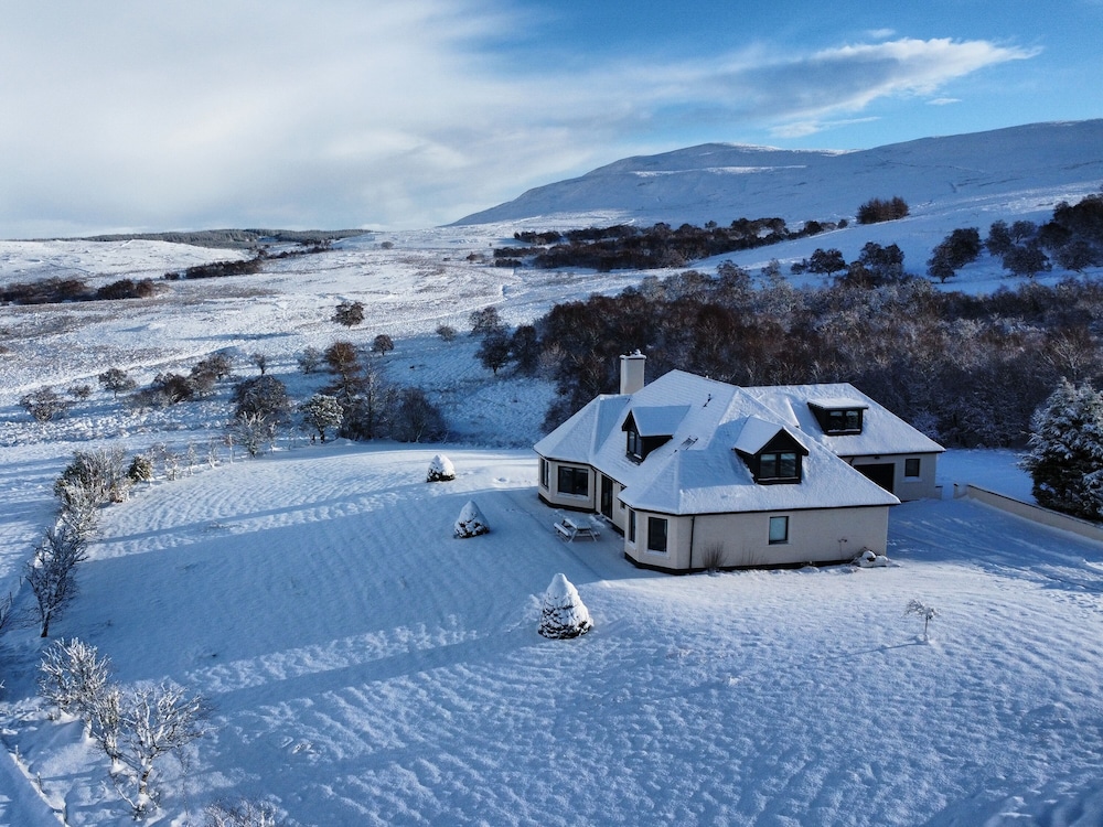 Challenger Lodge