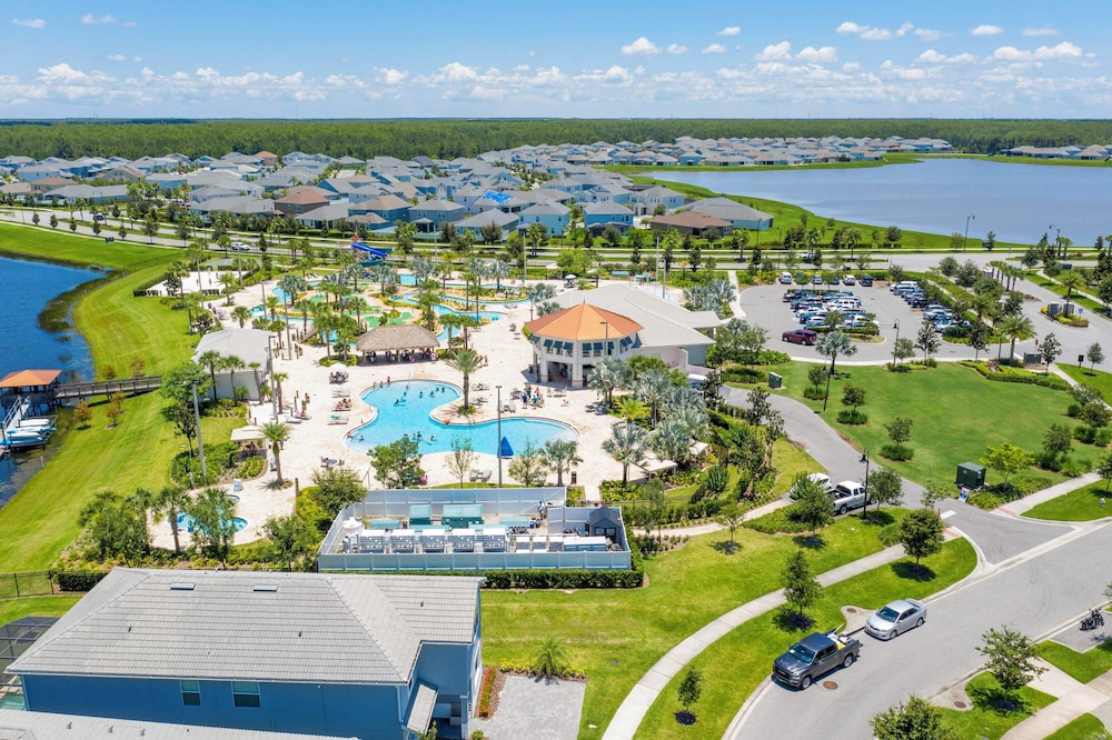 Charming 4Bd w Pool Storey Lake Resort Orlando 4861 view 4
