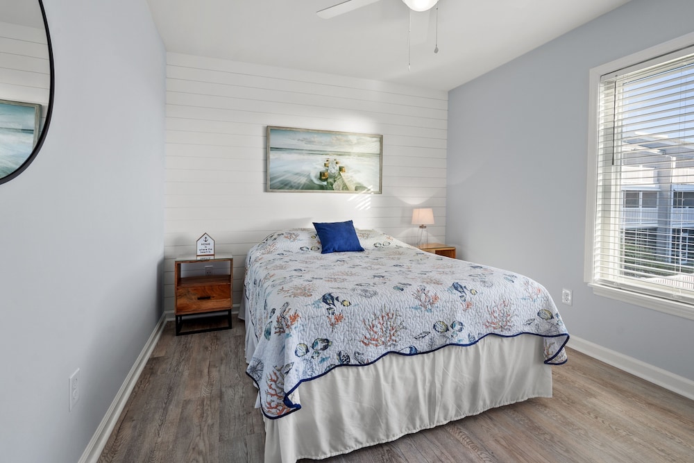 Sea Cloisters 205D by RedAwning