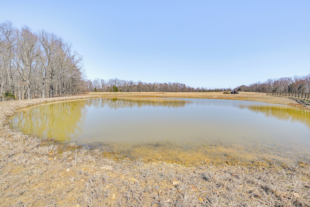 14 Mi to Mammoth Cave NP: Spacious Family Home