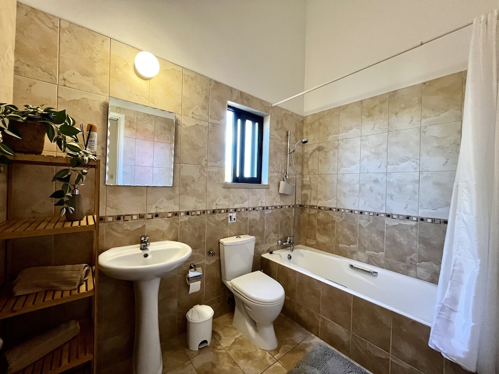 103 KOK - Stay Athena Villa