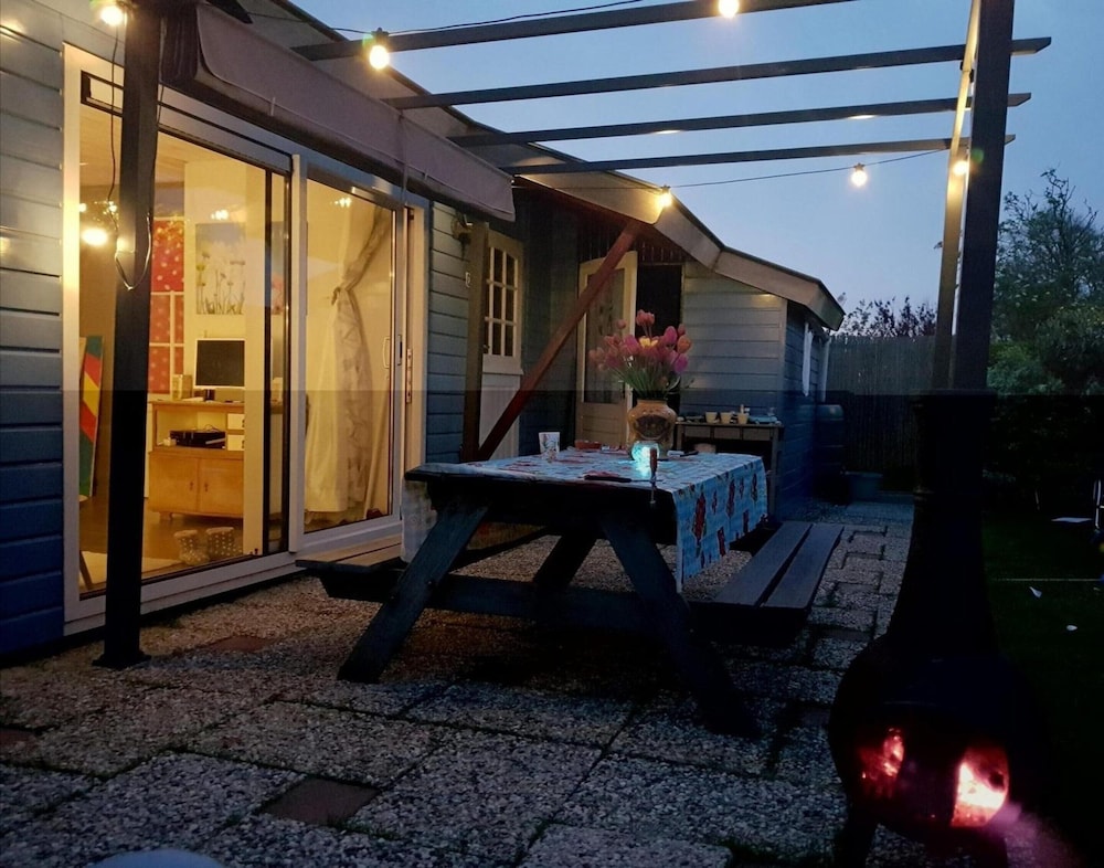 Attractive Bungalow Near Beach, Dunes
