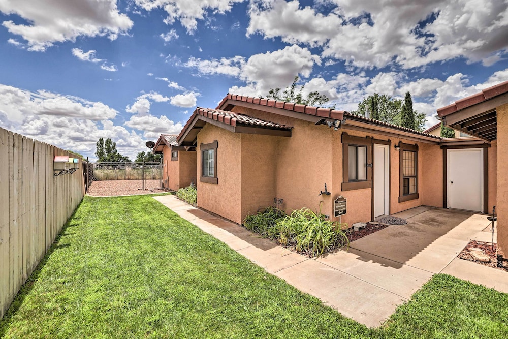 Quaint & Welcoming Kanab Home w/ Patio!