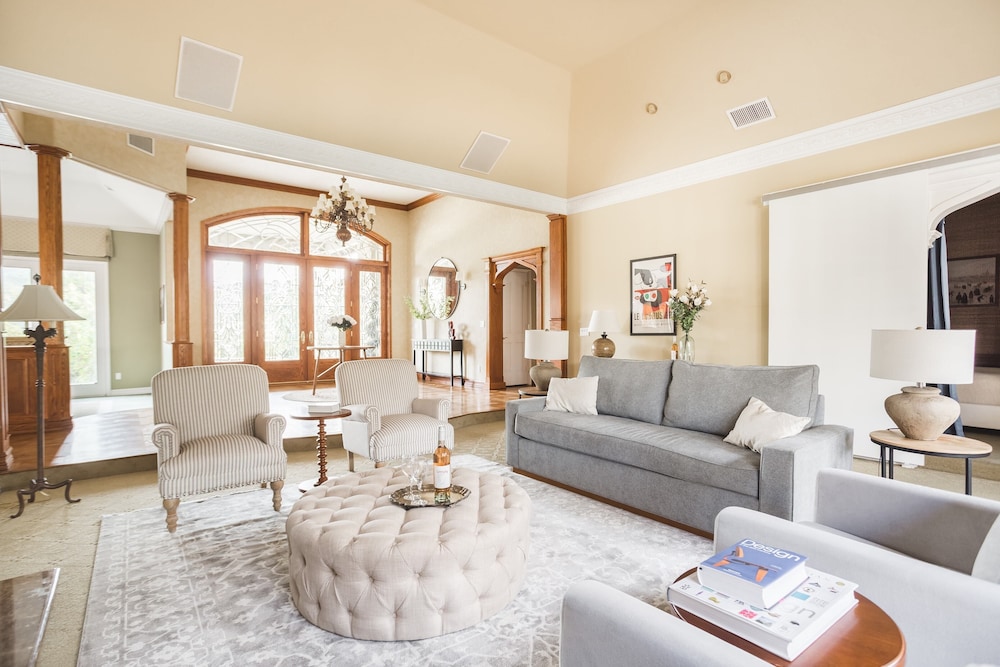La Barrique by Avantstay Secluded 14 Acre Estate w/ Vball & Pool view 4