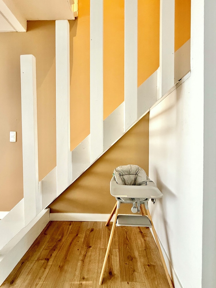 Spacious duplex in the center