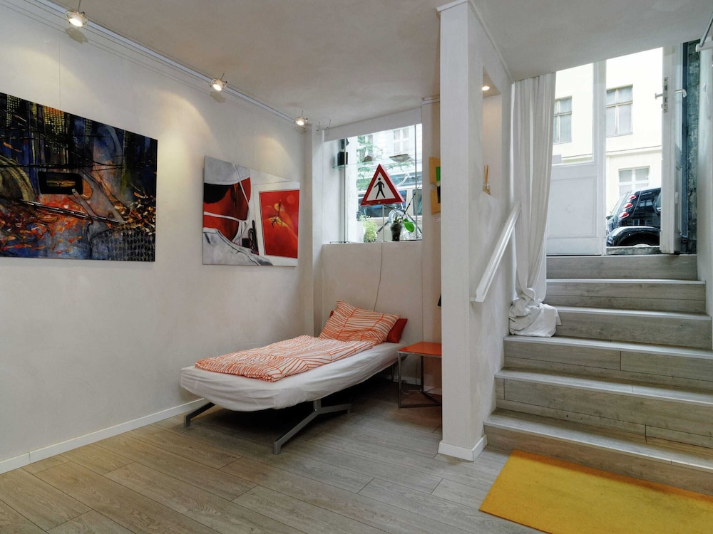 Contemporary Apartment in Kreuzberg, Berlin