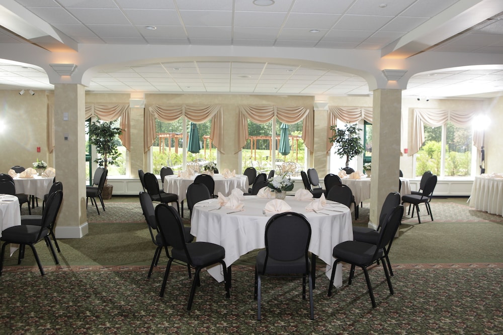 Atkinson Resort & Country Club