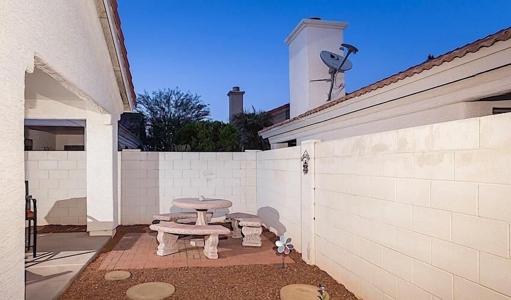 Take It Easy By Signature Vacation Rentals