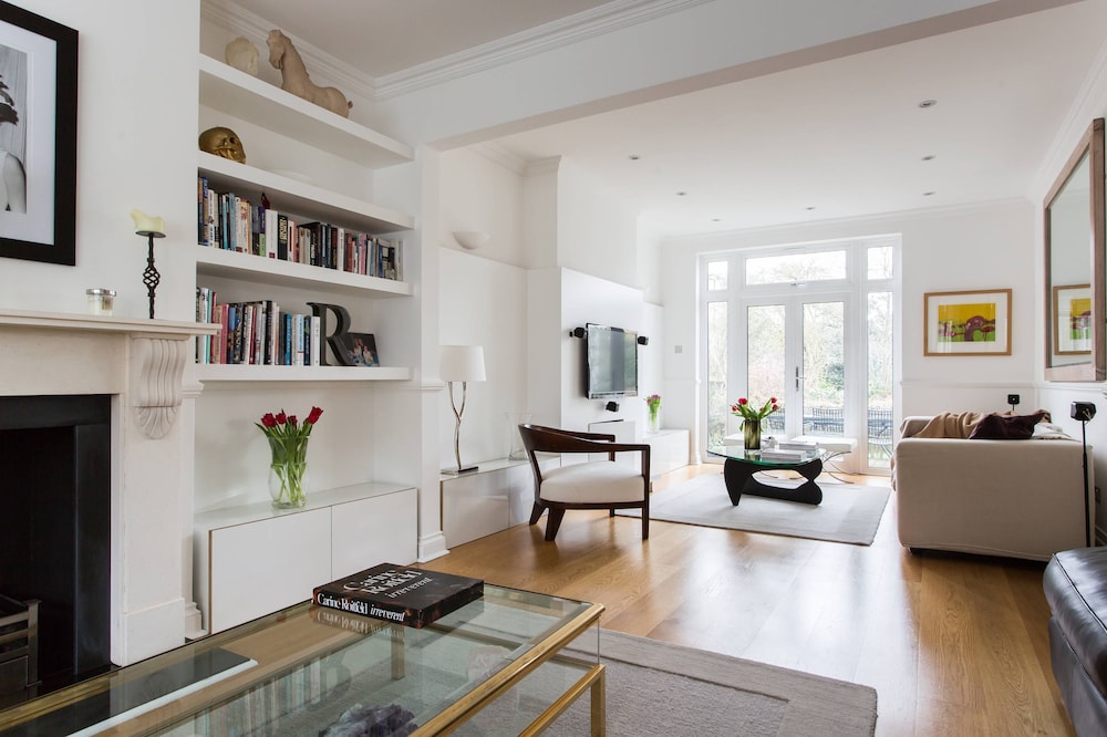 Hardinge Road by Onefinestay
