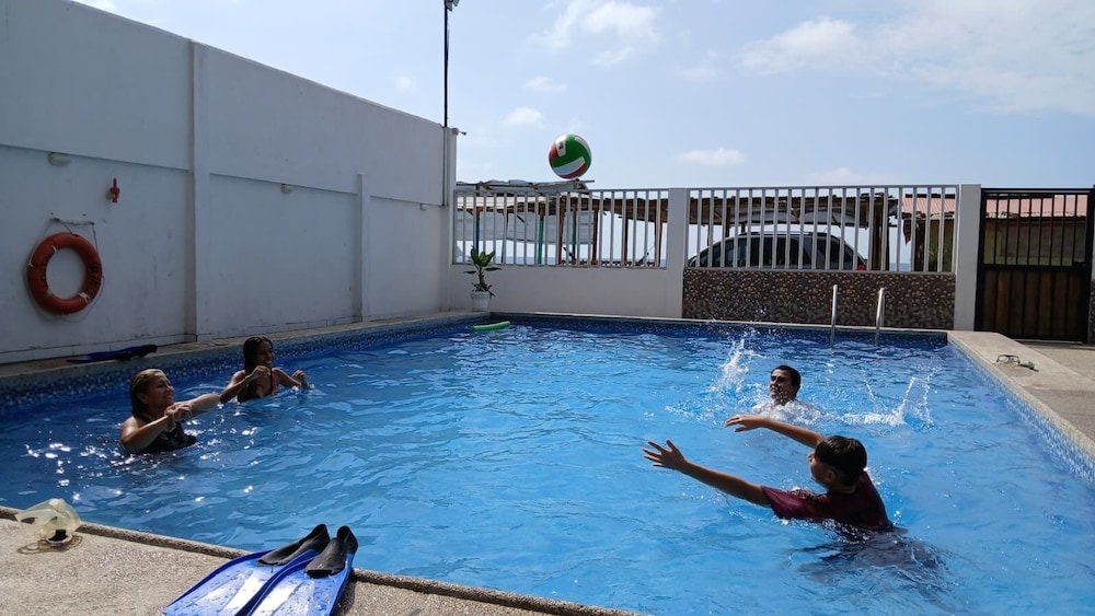 Dalai Beach Stay