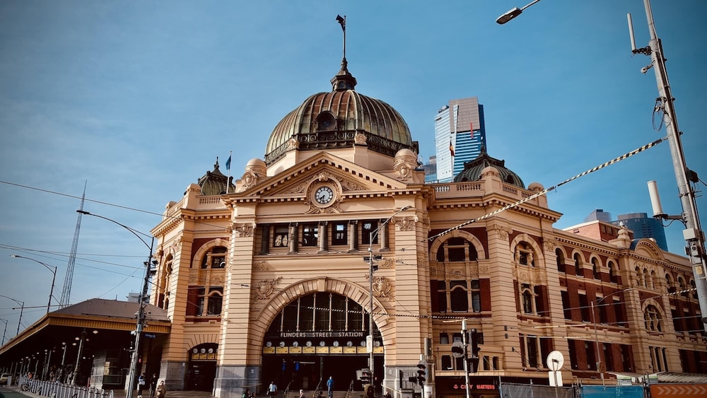 Melbourne CBD 1-bed With A/C Close to Theatres