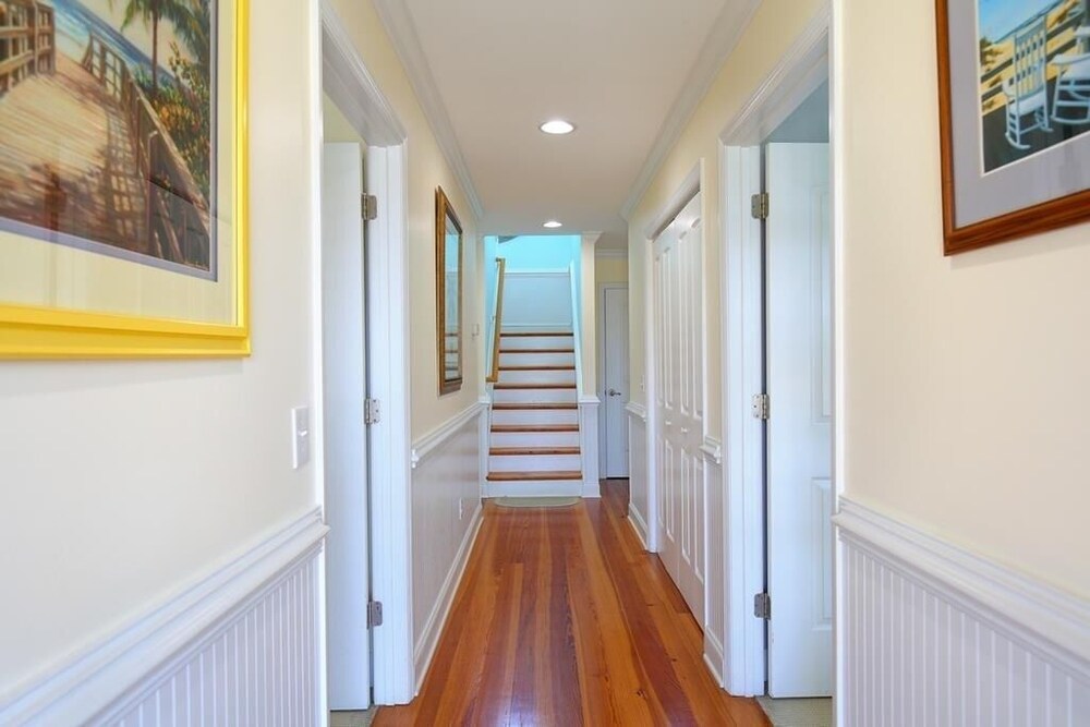Halfway To Heaven 5 Bedroom Home by RedAwning - Property Image 2